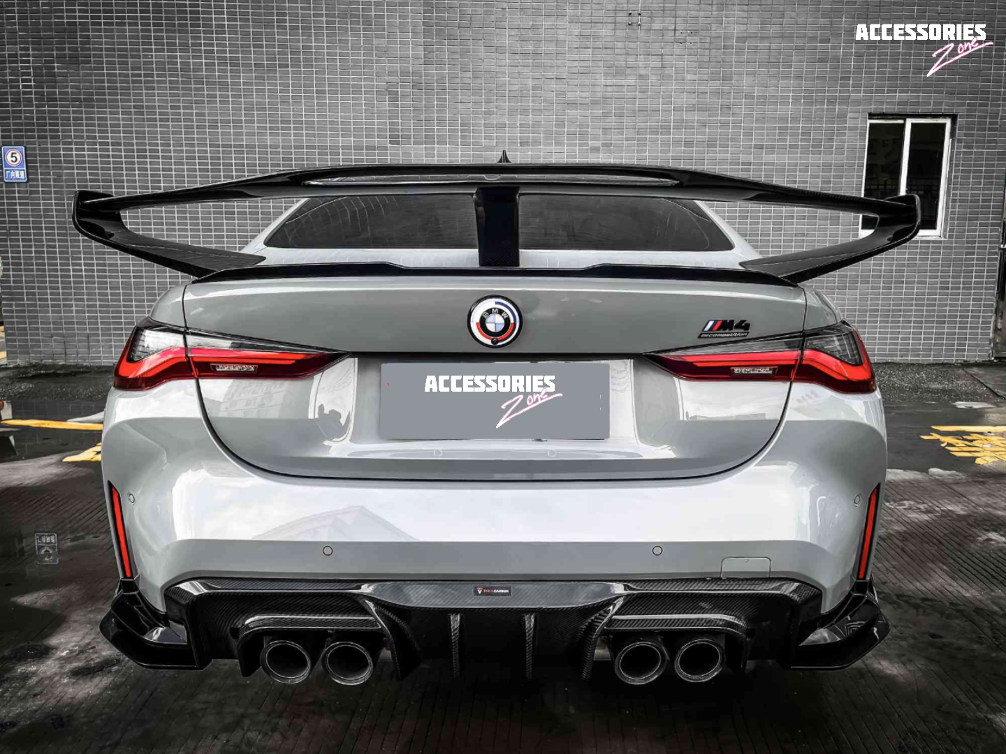 BMW M4 G82 DRY CARBON FIBRE DIFFUSER