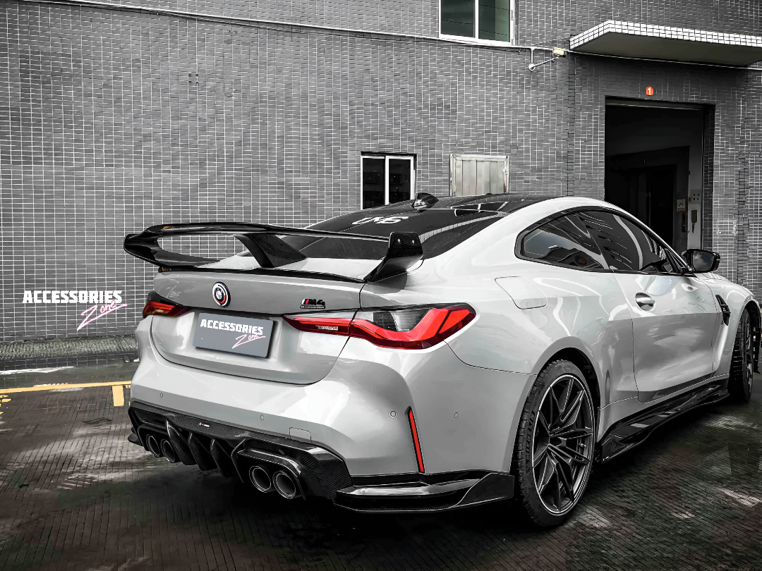 BMW M4 G82 DRY CARBON FIBRE DIFFUSER